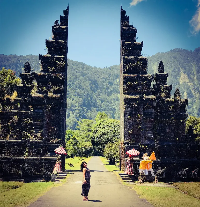 Handara Iconic Gate